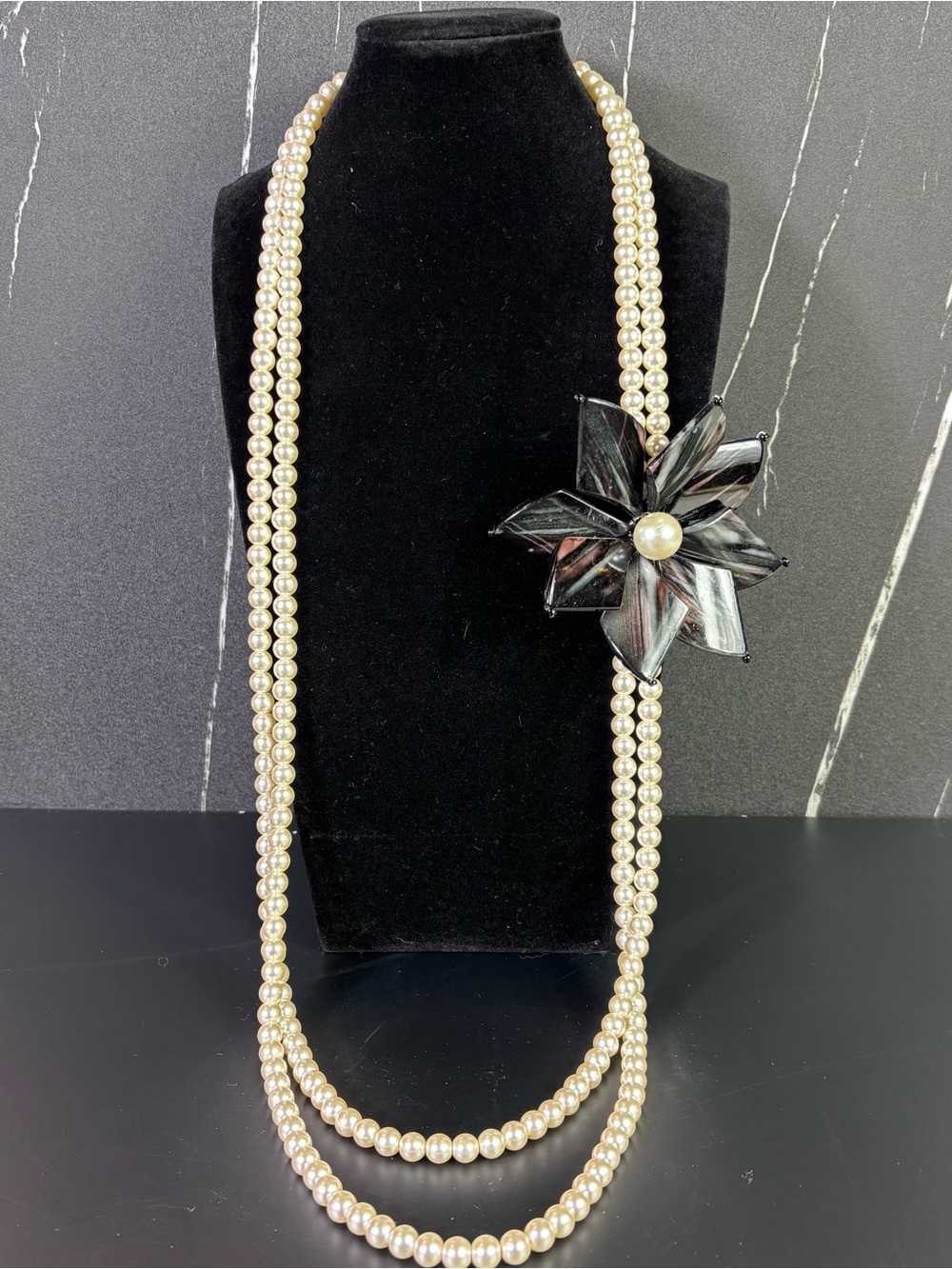 Vtg Glass Faux Pearl Necklace Black Marbled Flower Pendant Statement 40” Flapper
